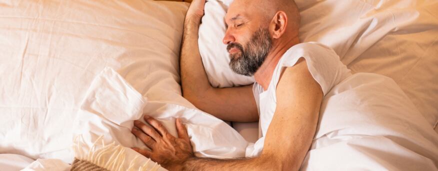 Základní přikrývky a polštáře z ovčí vlny