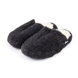 tv_papuce_z_ovci_vlny_cerna_vlnka_oveckarna_01.jpg