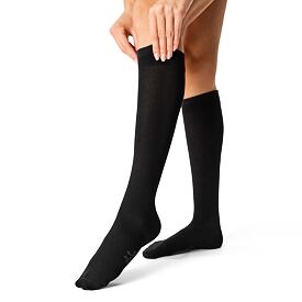 Bavlněné kompresní podkolenky černá