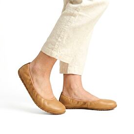 kozene_barefoot_baleriny_kara_hneda_oveckarna_05