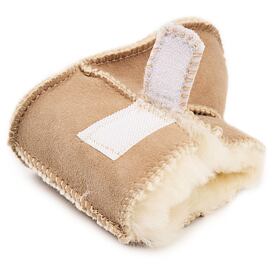 detske_capacky_s_jehneci_kozesinou_bezova_oveckarna_01