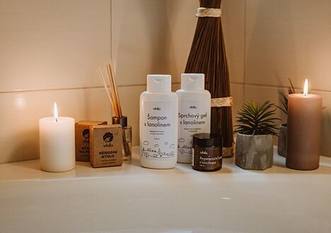 Co je lanolin a jaké jsou jeho výhody?