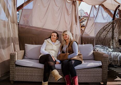 Hřejivé vesty z ovčí vlny