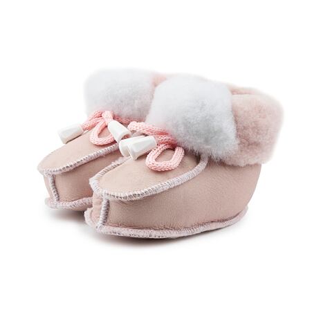 Winter-Set aus Kinderhausschuhen und Handschuhen aus Schafsfell rosa