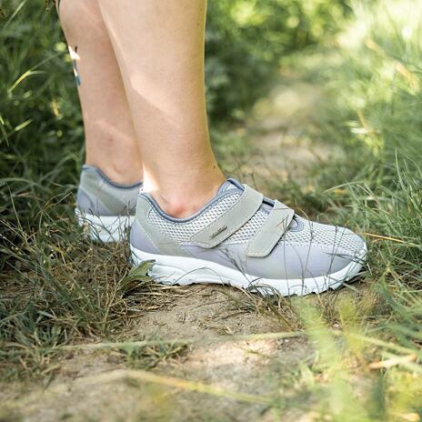 Dames ademende gel sneakers met klittenband, grijs