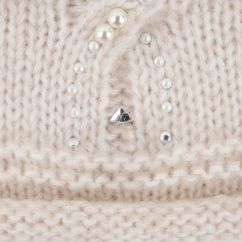 Vlněná čepice Merino s ozdobou Nagoya přírodní