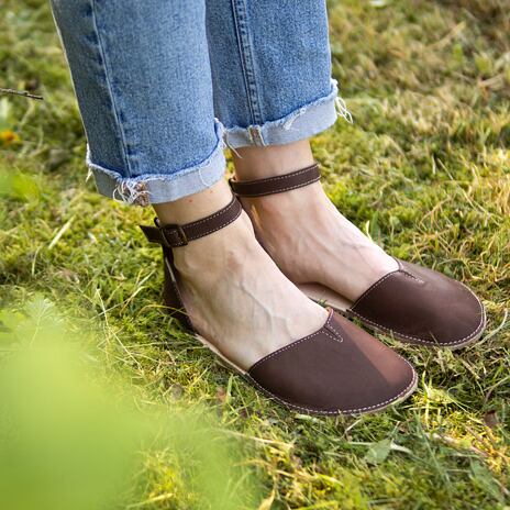 Sandales barefoot en cuir Zina marron pour femmes