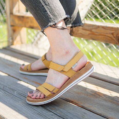 Women's orthopaedic leather sandals Vivian yellow