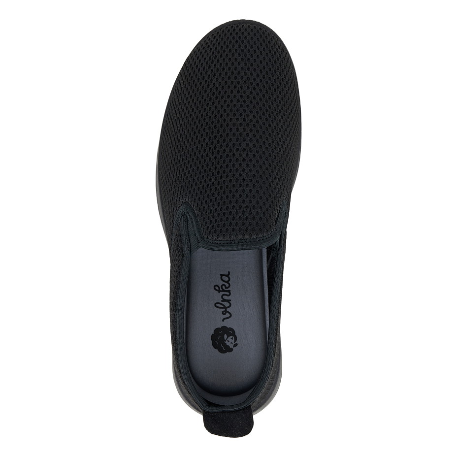 Men's breathable slip-on sneakers black