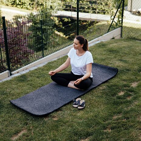 Merino wool yoga mat Black