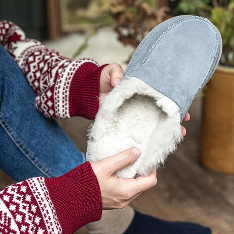 Dames leren pantoffels met schapenwol "Erika" blauw