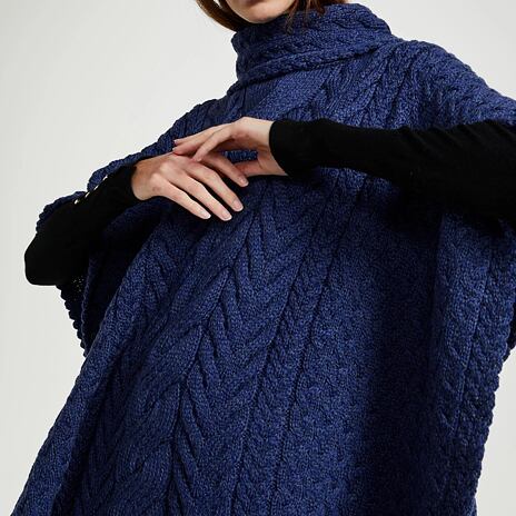 Wollen poncho Supersoft Merino met kraag, donkerblauw