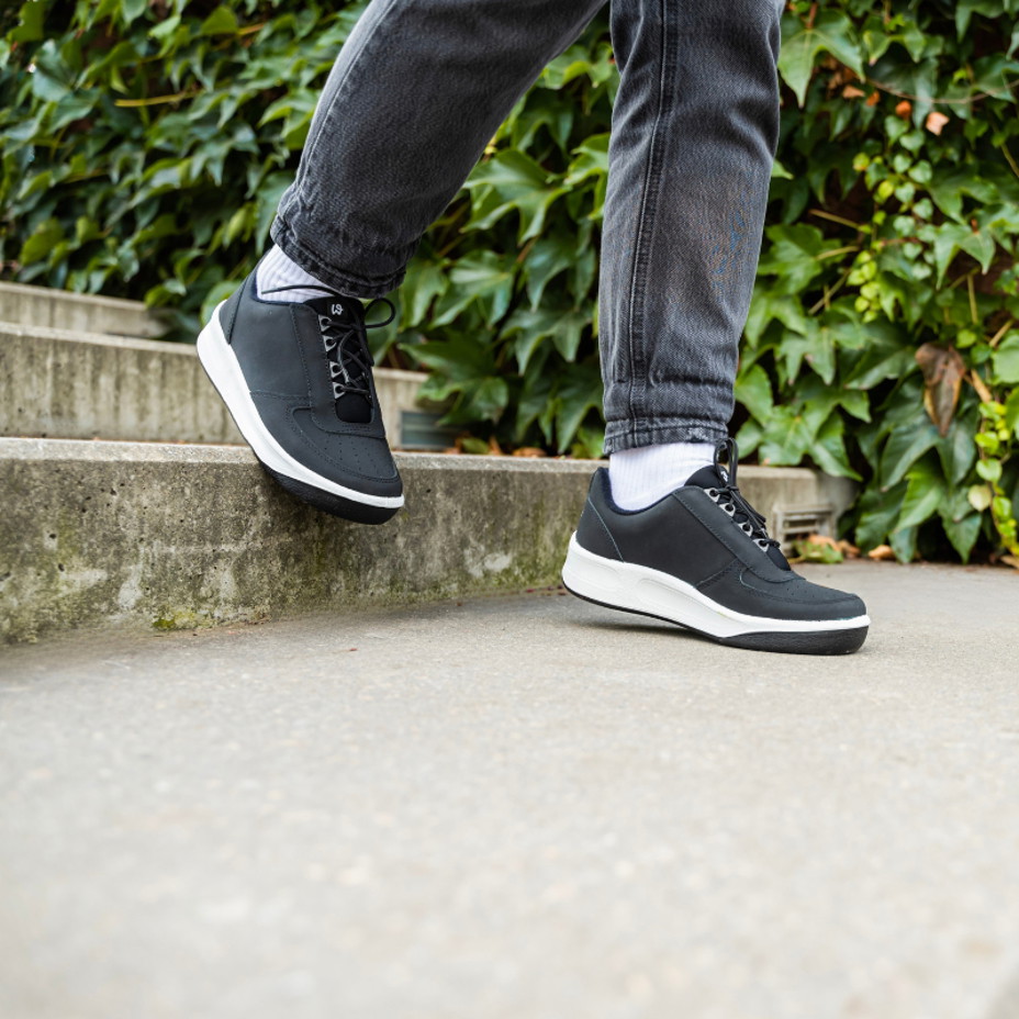 Kožené tenisky Prestižky Woolee černá