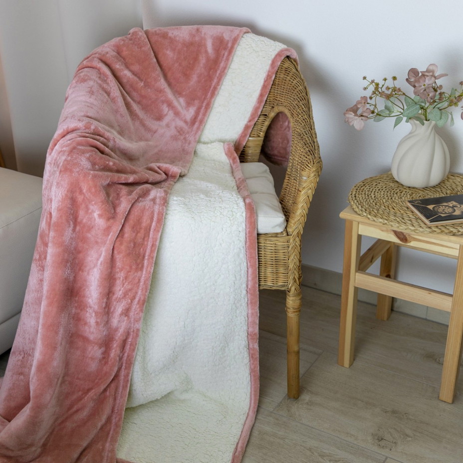 Mikroplyšová deka 
růžová