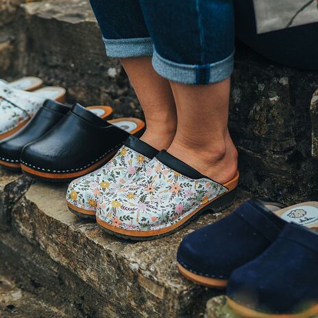 Anatomische Clogs für Damen mit Gummisohle Blüte