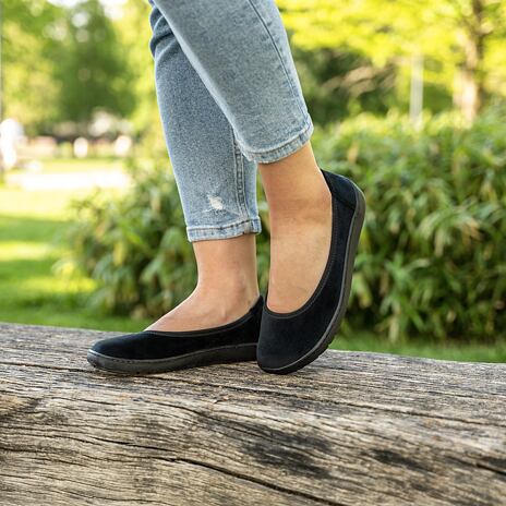 Dámské barefoot textilní baleríny Joli
 černá