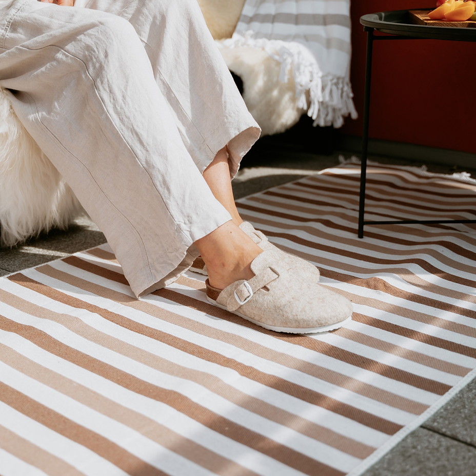 Bavlnený koberec pruhy hnedá