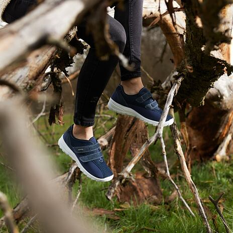 Atmungsaktive Turnschuhe mit Klettverschluss für Damen blau