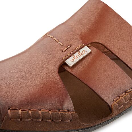 Claquettes en cuir marron Vojta pour hommes