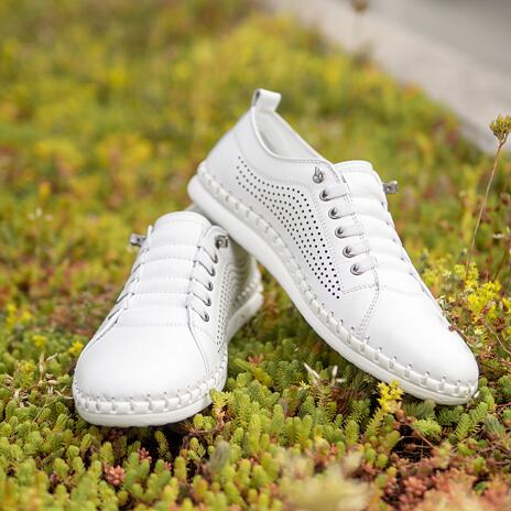 Women's leather sneakers Radana wihte