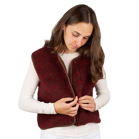 Wollen verkorte (crop) damesvest met drukknoopjes, rood