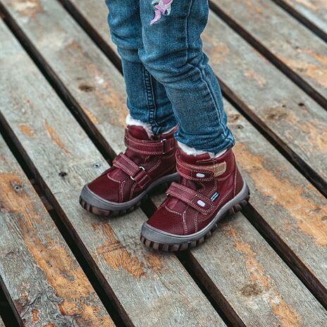 Kinder winter schoenen met schapenwol ”Bobo” rood