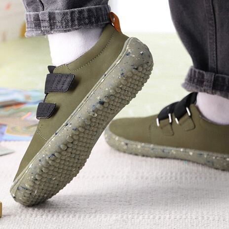 Chaussures en cuir pieds nus pour enfants « Jolly » vert