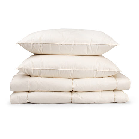 Traditional Winter Bedding Set for Two