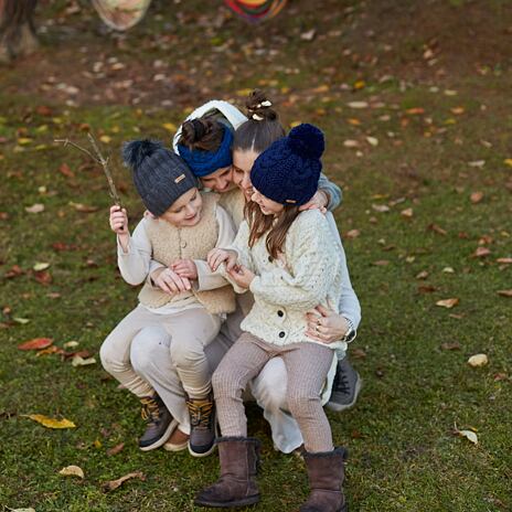 Bonnet Woolee V38 en laine pour enfant gris foncé