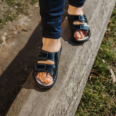 Dames anatomische lederen sandalen voor hallux ”Eva” zwart