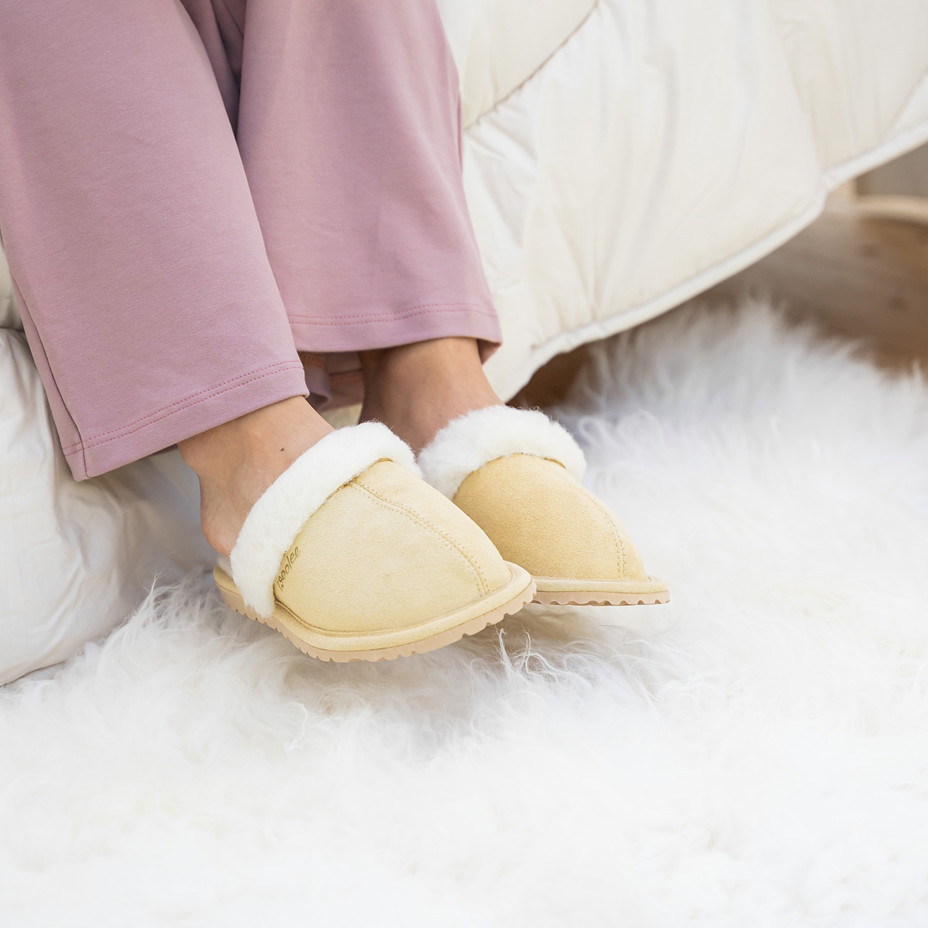 Dámske kožené papuče s ovčou vlnou Marie béžová