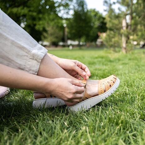 Sandale din piele, de damă Heda maro