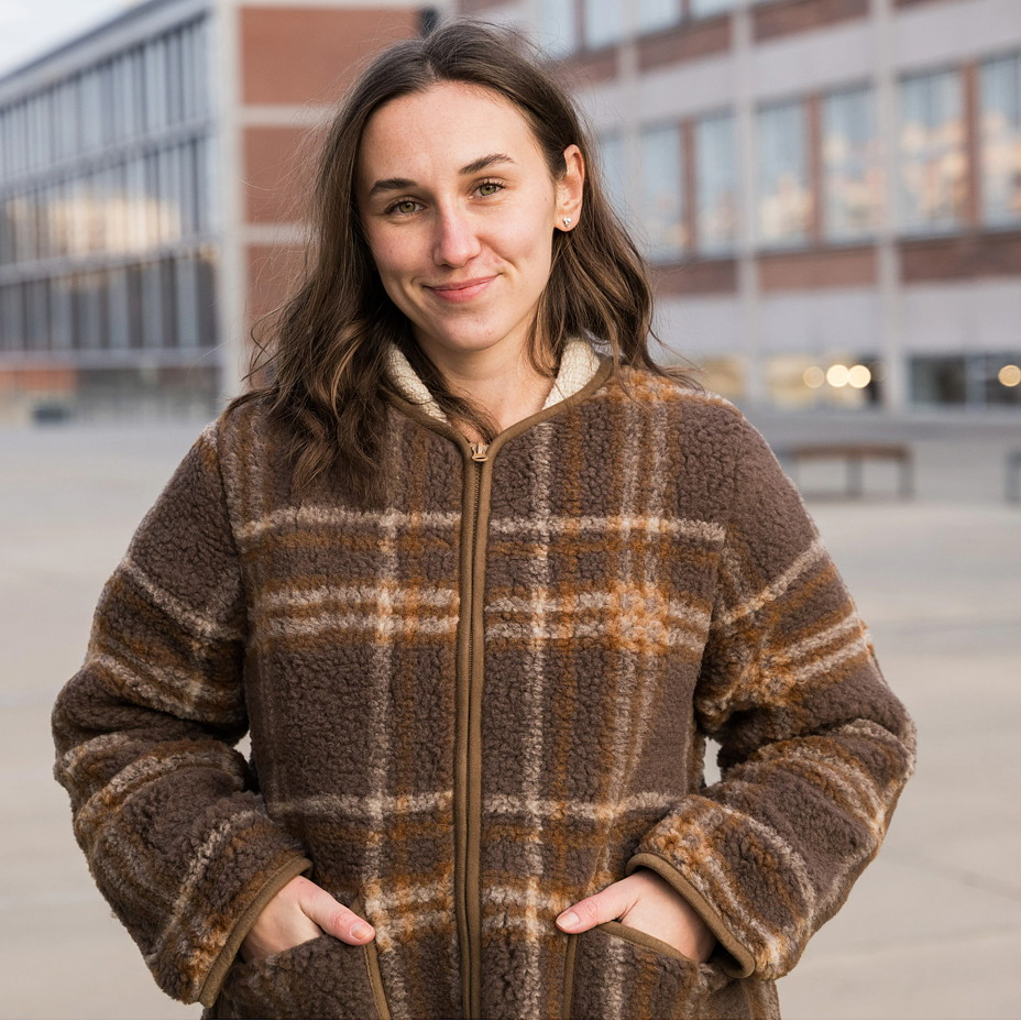 Dámská vlněná bunda károvaná hnědá