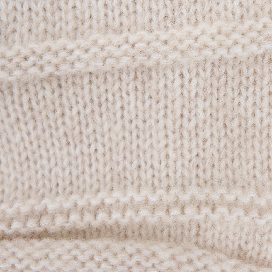 Vlněná čepice Merino s ozdobou Nagoya přírodní